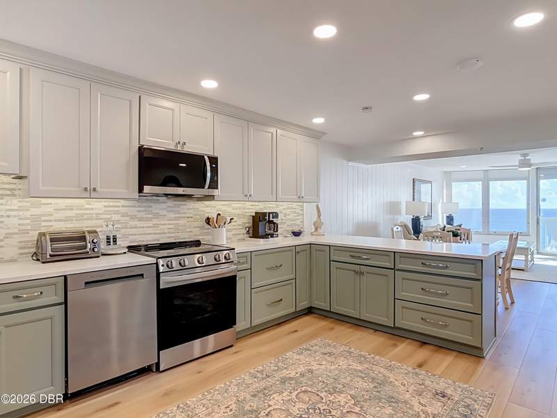 2 bedroom Condominium at 1051 Ocean Shore Boulevard #904, Van Lee, A Condo, The, Ormond Beach — photo 5