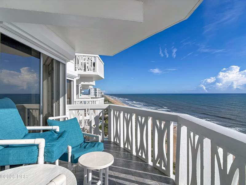 2 bedroom Condominium at 1051 Ocean Shore Boulevard #904, Van Lee, A Condo, The, Ormond Beach — photo 4