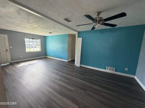 1102 Old Kings Road, Daytona Beach FL - photo 6 of 22