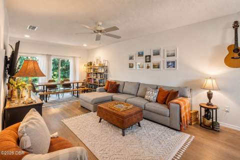 44 Bluebird Lane, Ormond Beach FL - photo 9 of 46