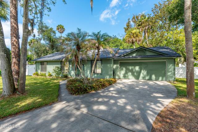 14 Mainsail Circle