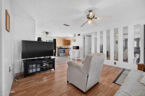 295 Tracy Avenue, Holly Hill FL - photo 6 of 31