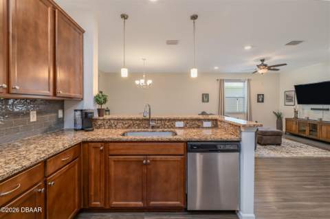 18 Oakleaf Way, Palm Coast FL - photo 11 of 40