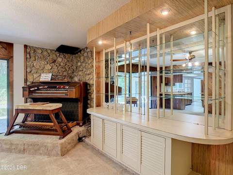 108 Rio Pinar Drive, Ormond Beach FL - photo 12 of 70