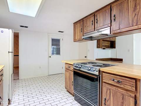 108 Rio Pinar Drive, Ormond Beach FL - photo 18 of 70