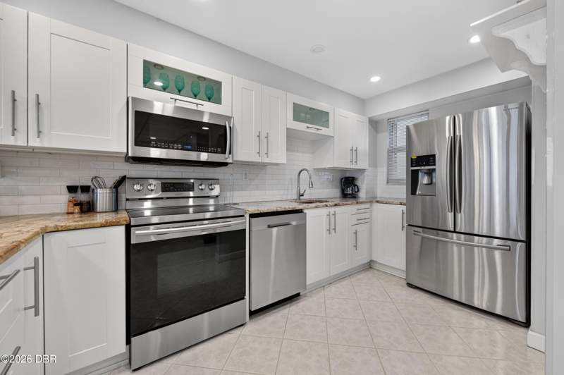 2 bedroom Condominium at 1133 Ocean Shore Boulevard #902, Ormond Beach Surfside South, Ormond Beach — photo 4