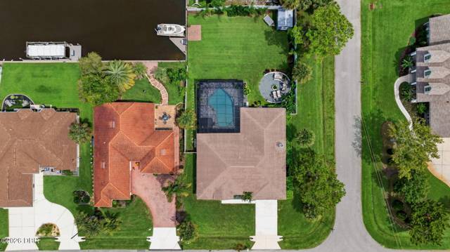 16 Cherrytree Court