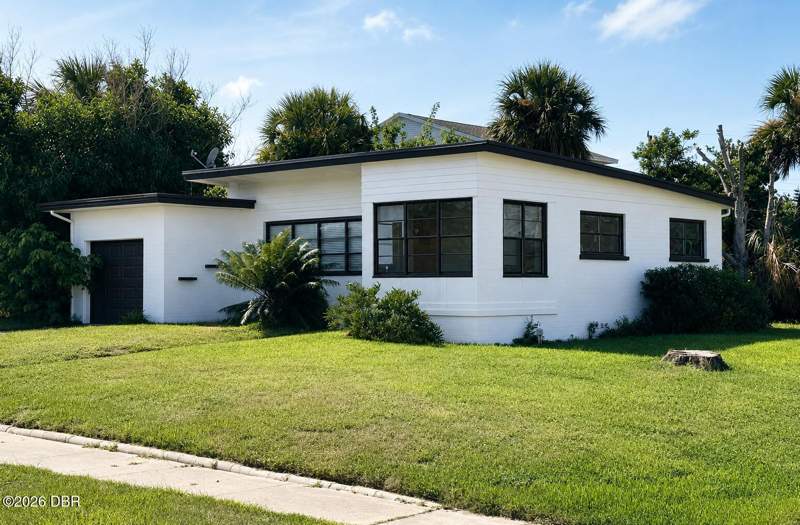 3 bedroom Single Family Residence at 115 Park Avenue, Schulte Park, Daytona Beach — photo 1