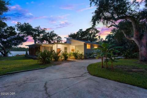 5528 W Bayshore Drive, home for sale in Port Orange 32127