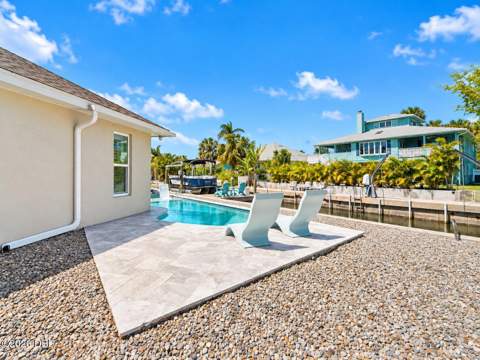 620 Yorkshire Drive, Flagler Beach FL - photo 9 of 86