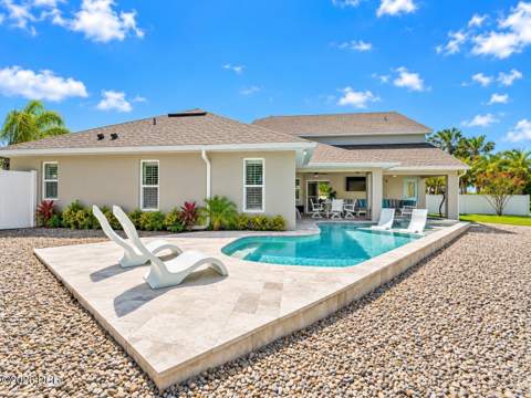 620 Yorkshire Drive, Flagler Beach FL - photo 10 of 86
