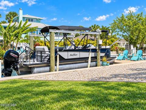 620 Yorkshire Drive, Flagler Beach FL - photo 6 of 86