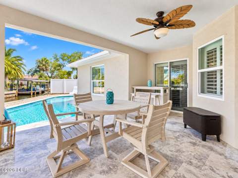 620 Yorkshire Drive, Flagler Beach FL - photo 14 of 86