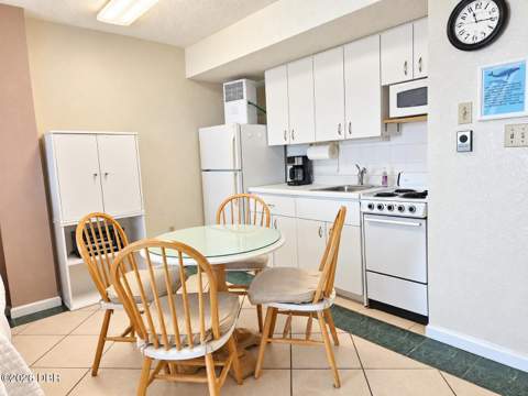 2301 S Atlantic Avenue #304, Daytona Beach Shores FL - photo 12 of 36