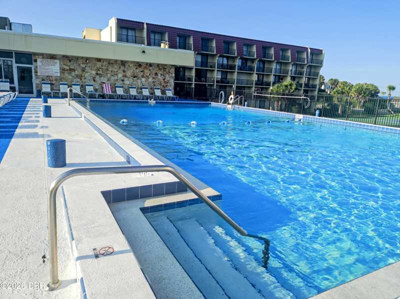 1 bedroom Condominium at 1441 N Atlantic Avenue #213, Vantage Pointe Pool & Racquet Club, Daytona Beach — photo 1