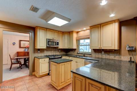 1525 Harmony Avenue, Ormond Beach FL - photo 17 of 34