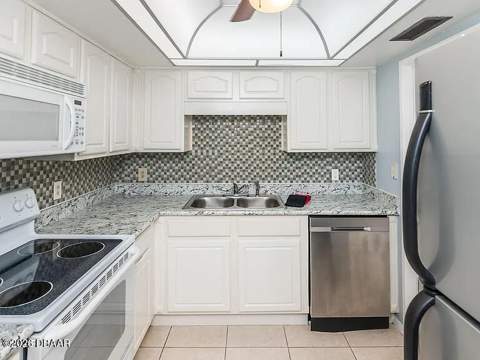 1224 S Peninsula Drive #415, Daytona Beach FL - photo 9 of 27