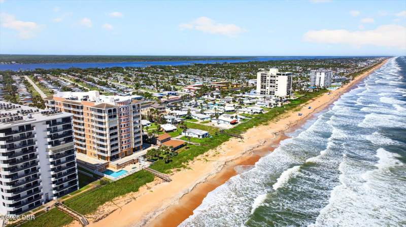 3 bedroom Condominium at 1425 Ocean Shore Boulevard #501, Capriana Condo, Ormond Beach — photo 3