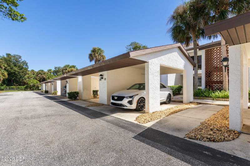 2 bedroom Condominium at 1 Tomoka Oaks Boulevard #138, Escondido At Tomoka, A Condo, Ormond Beach — photo 2