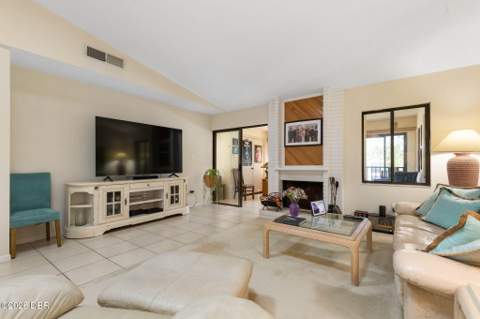 1 Tomoka Oaks Boulevard #138, Ormond Beach FL - photo 7 of 44