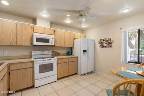 1 Tomoka Oaks Boulevard #138, Ormond Beach FL - photo 15 of 44