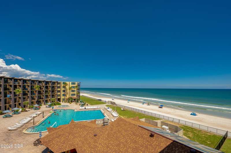 1 bedroom Condotel at 2301 S Atlantic Avenue #430, Hawaiian Inn Beach Resort, A Condo, Daytona Beach Shores — photo 1