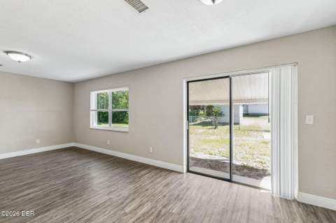 1567 Derbyshire Road, Daytona Beach FL - photo 6 of 16