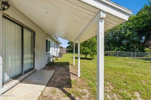 1567 Derbyshire Road, Daytona Beach FL - photo 14 of 16