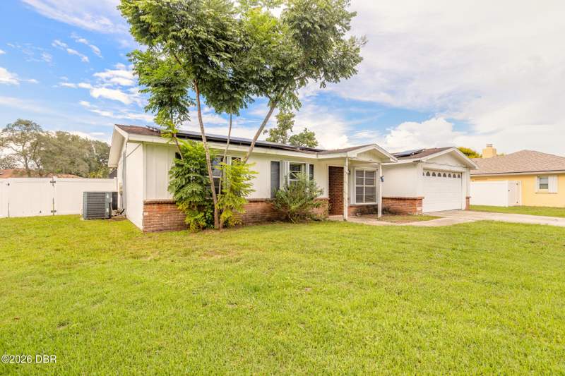 3 bedroom Single Family Residence at 40 Timber Trail, Raintree, Port Orange — photo 4