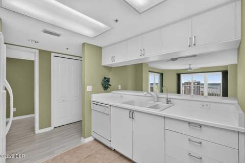 2937 S Atlantic Avenue #2009, Daytona Beach Shores FL - photo 19 of 60
