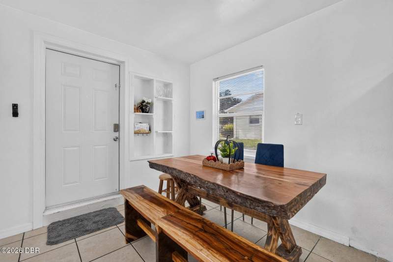 3 bedroom Single Family Residence at 1214 Flomich Street, Highland Park, Daytona Beach — photo 5