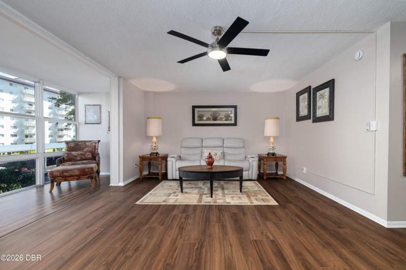 2 bedroom Condominium at 1224 S Peninsula Drive #219, Pendleton Club Condo, Daytona Beach — photo 3