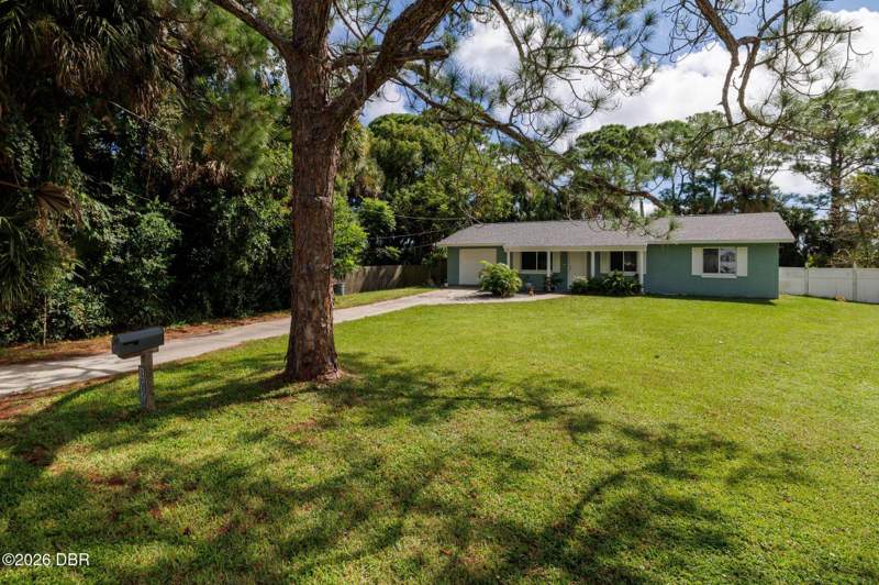 3 bedroom Single Family Residence at 1051 Beulah Drive, Edgewater Acres, Edgewater — photo 3