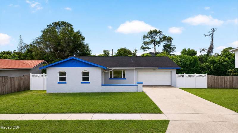 3 bedroom Single Family Residence at 1339 S Shangri-La Drive, Shangri La, Daytona Beach — photo 3