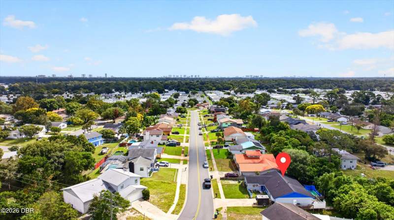 3 bedroom Single Family Residence at 1339 S Shangri-La Drive, Shangri La, Daytona Beach — photo 5