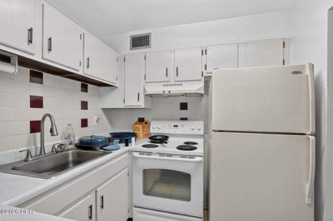 1500 Virginia Avenue #209, Daytona Beach FL - photo 12 of 25