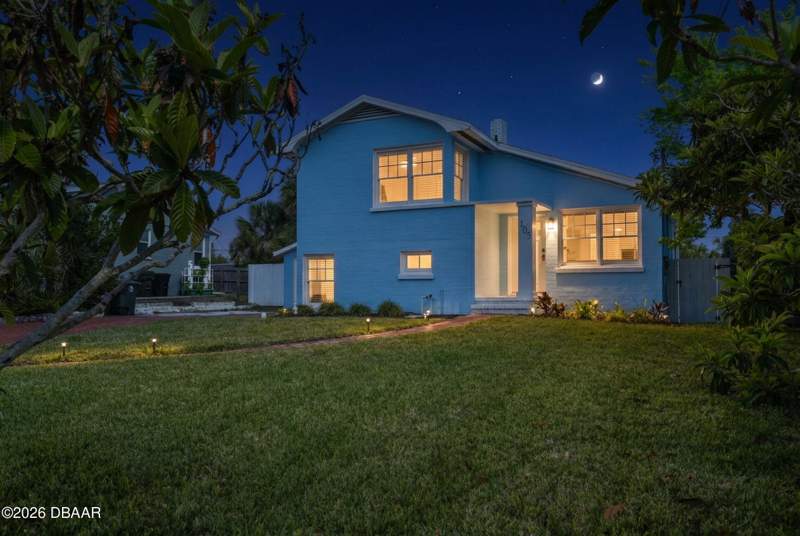 3 bedroom Single Family Residence at 405 Wisteria Road, Ocean Dunes, Daytona Beach — photo 2
