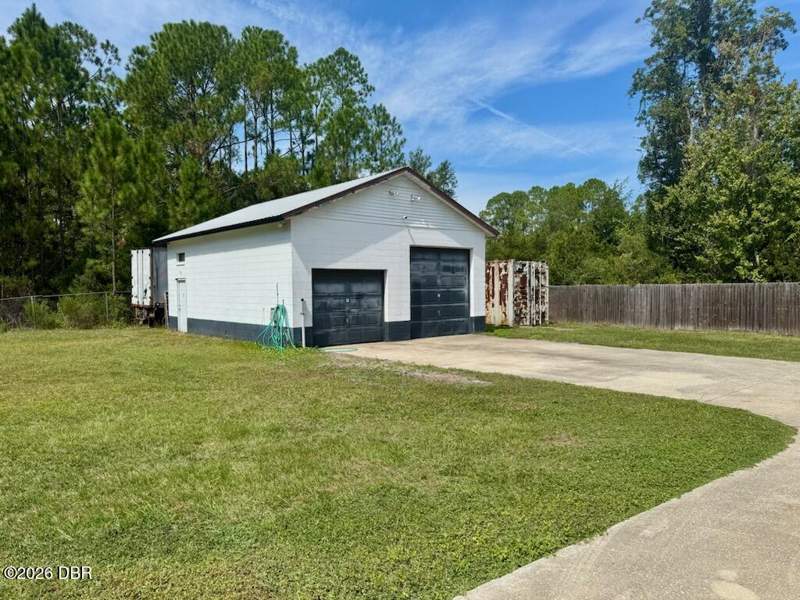 2 bedroom Mobile Home at 1542 Beech Boulevard, Not on the List, Bunnell — photo 3