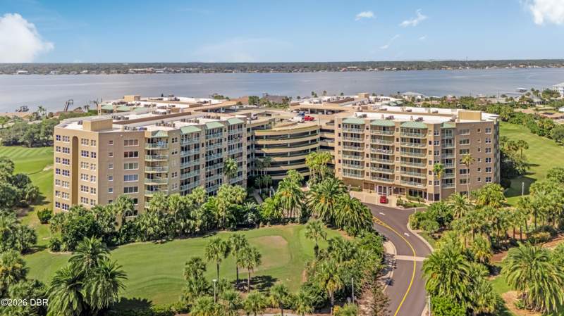 2 bedroom Condominium at 4 Oceans West Boulevard #601A, Oceans Cloverleaf North Condo, Daytona Beach Shores — photo 2