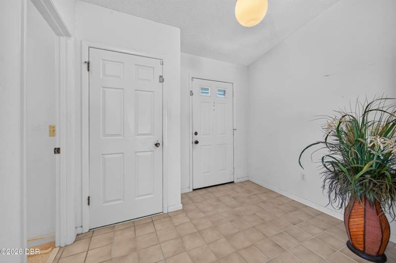 3 bedroom Single Family Residence at 10 Wedgewood Lane, Deerwood Rep Blk 20 Pine Lakes Golf Course, Palm Coast — photo 4