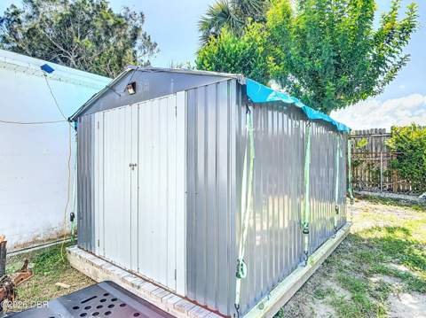 1517 N Grandview Avenue, Daytona Beach FL - photo 21 of 27