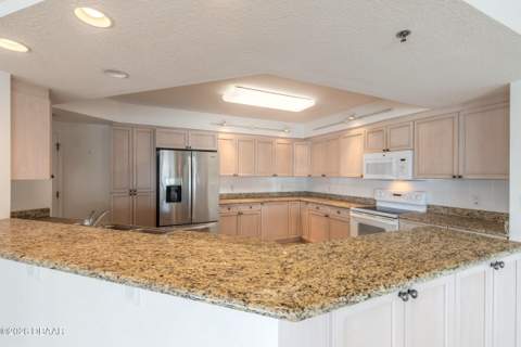 5300 S Atlantic Avenue #3-605, New Smyrna Beach FL - photo 10 of 35