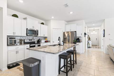 7 Fox Lair Court, Ormond Beach FL - photo 12 of 40