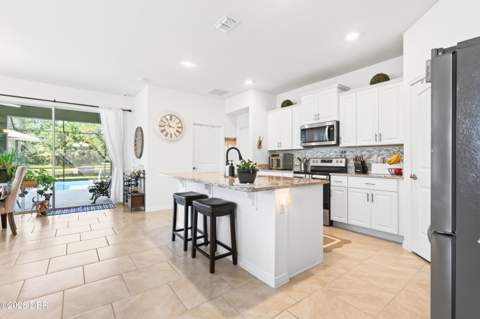 7 Fox Lair Court, Ormond Beach FL - photo 10 of 40