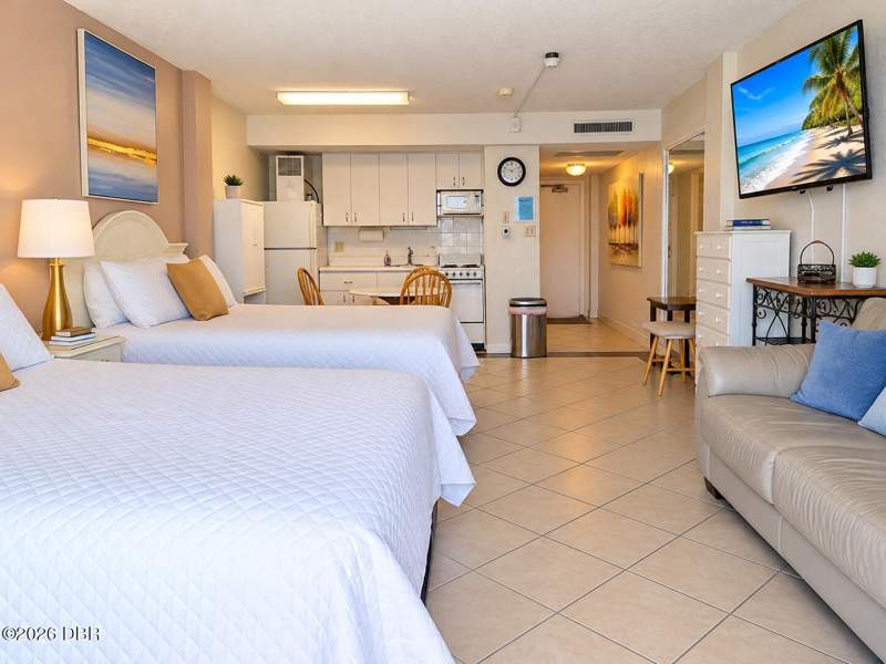0 bedroom Condotel at 2301 S Atlantic Avenue #304, Hawaiian Inn Beach Resort, A Condo, Daytona Beach Shores — photo 5