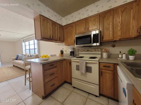325 Wilder Boulevard #A401, Daytona Beach FL - photo 8 of 30
