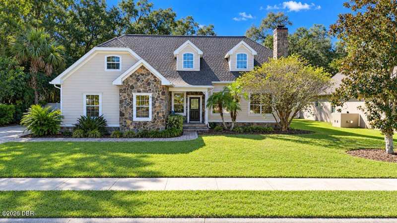 4 bedroom Single Family Residence at 7 Whitehall Court, Fairchild Oaks, Flagler Beach — photo 1