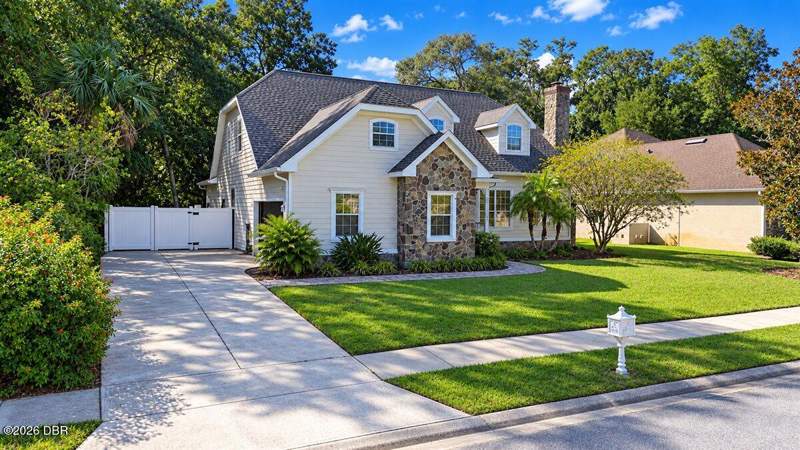 4 bedroom Single Family Residence at 7 Whitehall Court, Fairchild Oaks, Flagler Beach — photo 2