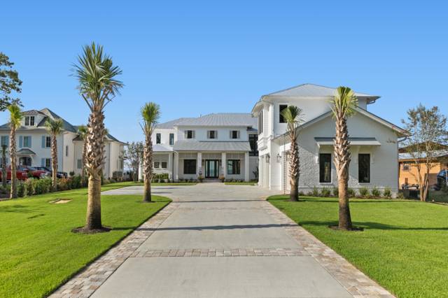 Bay Pine Shores