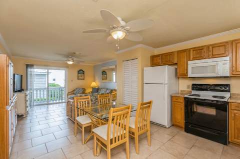 1330 SE Miracle Strip Parkway #Apt 104, Fort Walton Beach FL - photo 14 of 72